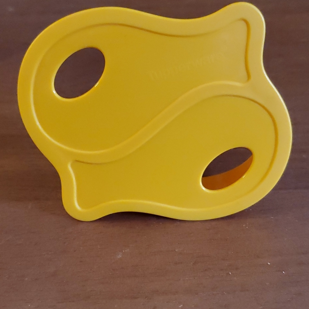 New tupperware fish sandwich cutter